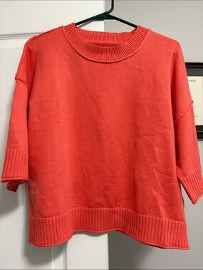 Women's Coral Short-Sleeve Knit Sweater